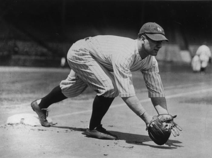 Wally Pipp sits, and a streak begins