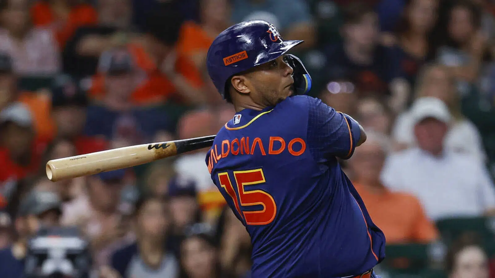 Astros' Martin Maldonado reaches vesting option threshold Astros’ Martin Maldonado reaches vesting option threshold