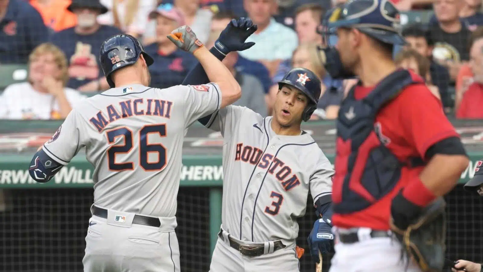 Astros face Guardians, seek to extend winning streaks