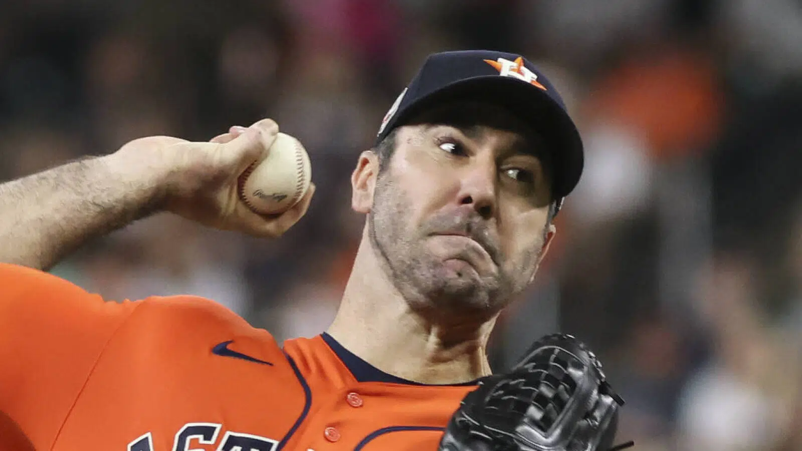 Justin Verlander reaches 130 innings pitched, vests 2023 player option Justin Verlander reaches 130 innings pitched, vests 2023 player option