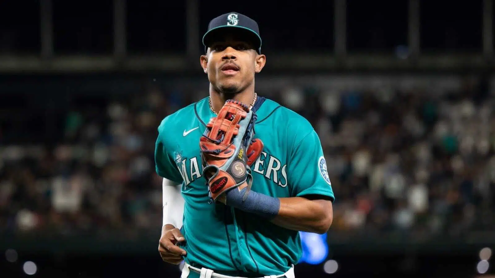 Mariners, Julio Rodriguez seek to take series from Guardians