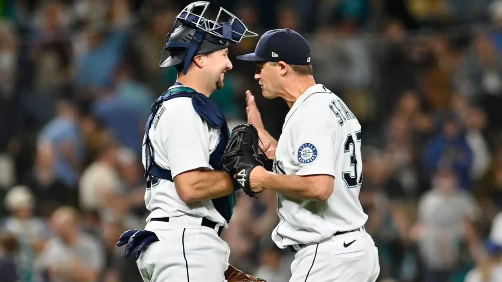 White Sox seek to slow Cal Raleigh, Mariners